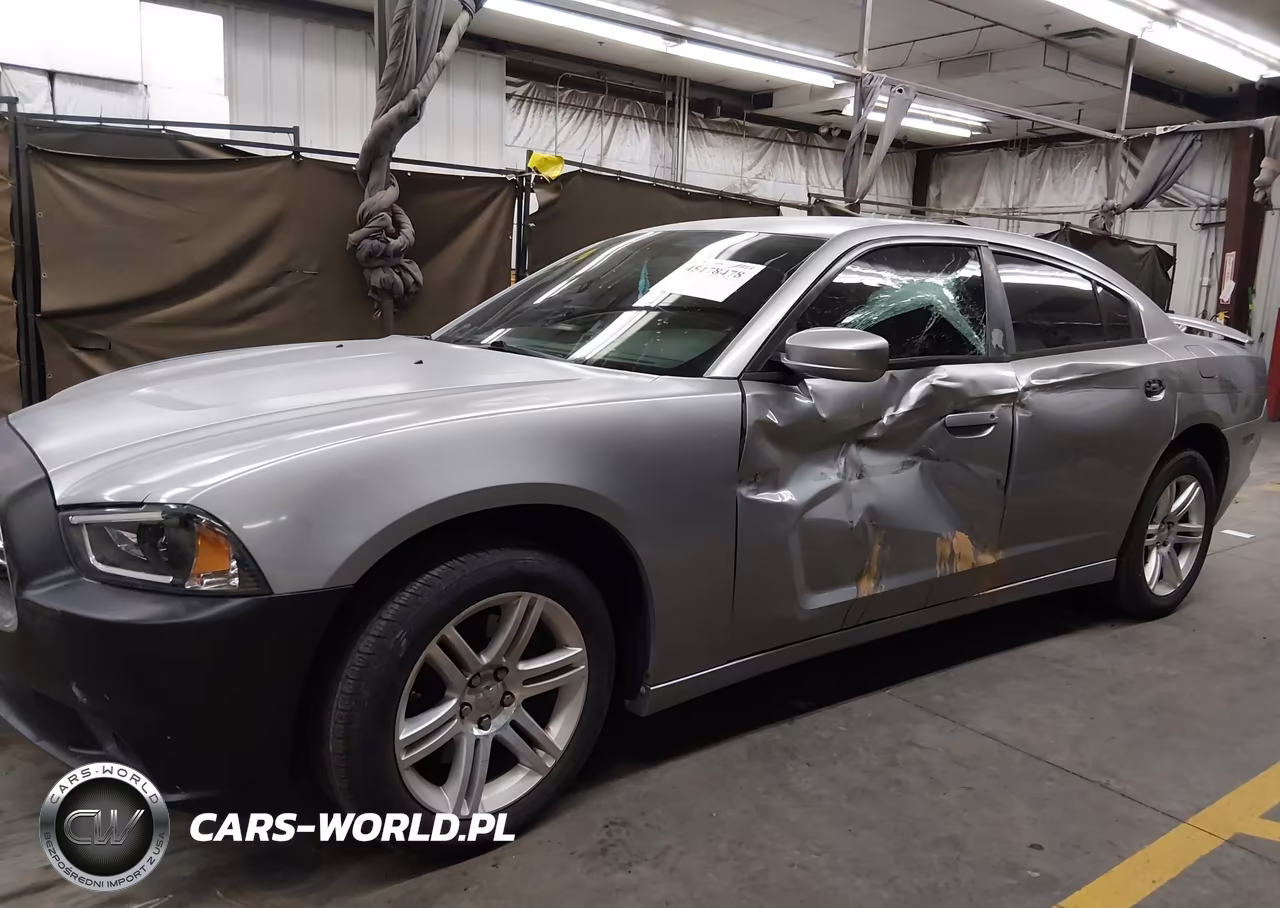 2011 Dodge Charger R-T VIN:2B3CL5CT6BH520467 - 14