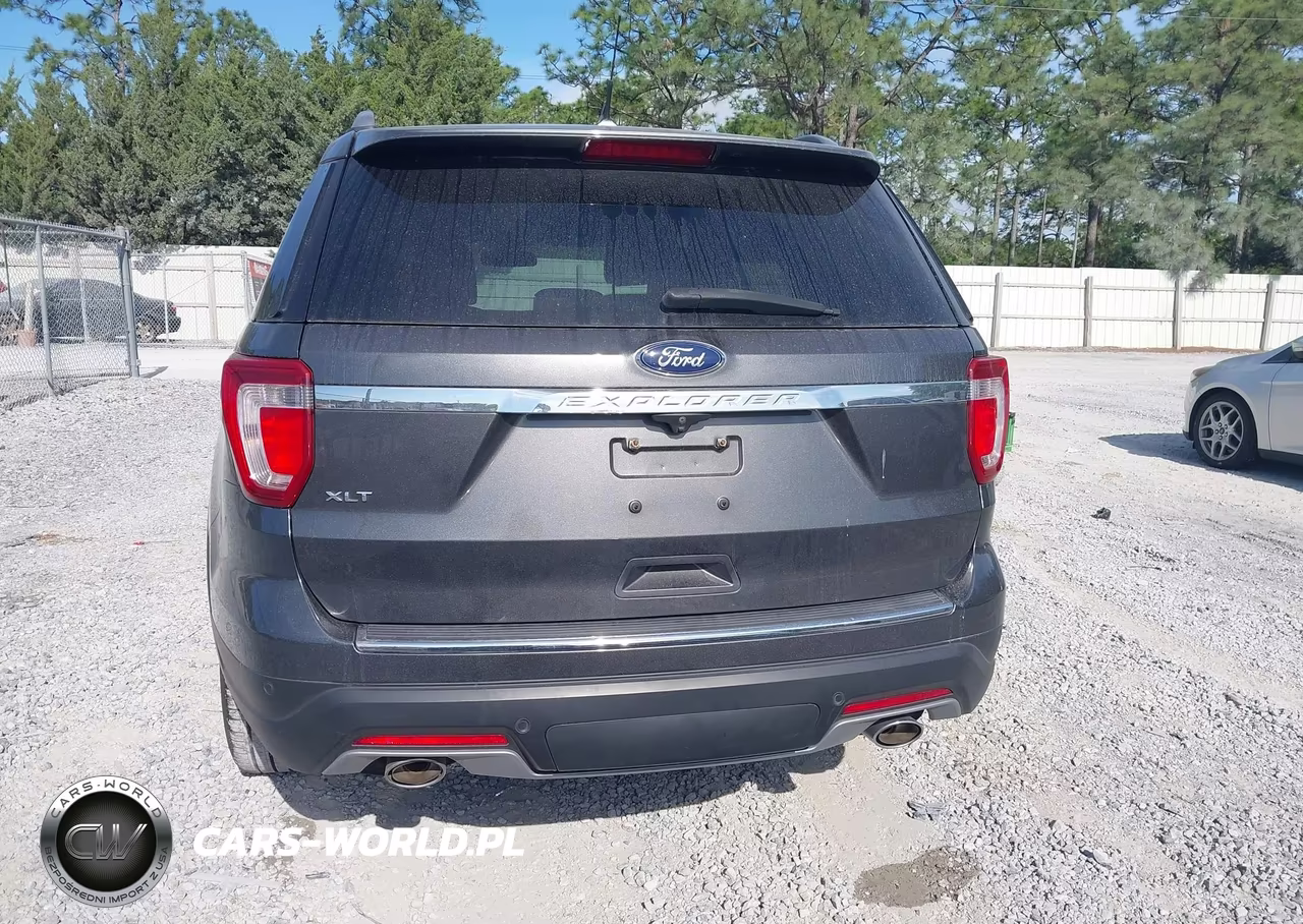 2018 Ford Explorer Xlt VIN:1FM5K7D84JGC33490 - 16