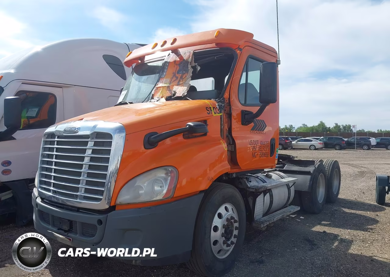 2014 Freightliner Cascadia 113 VIN:1FUJGBDVXELFL0379 - 2