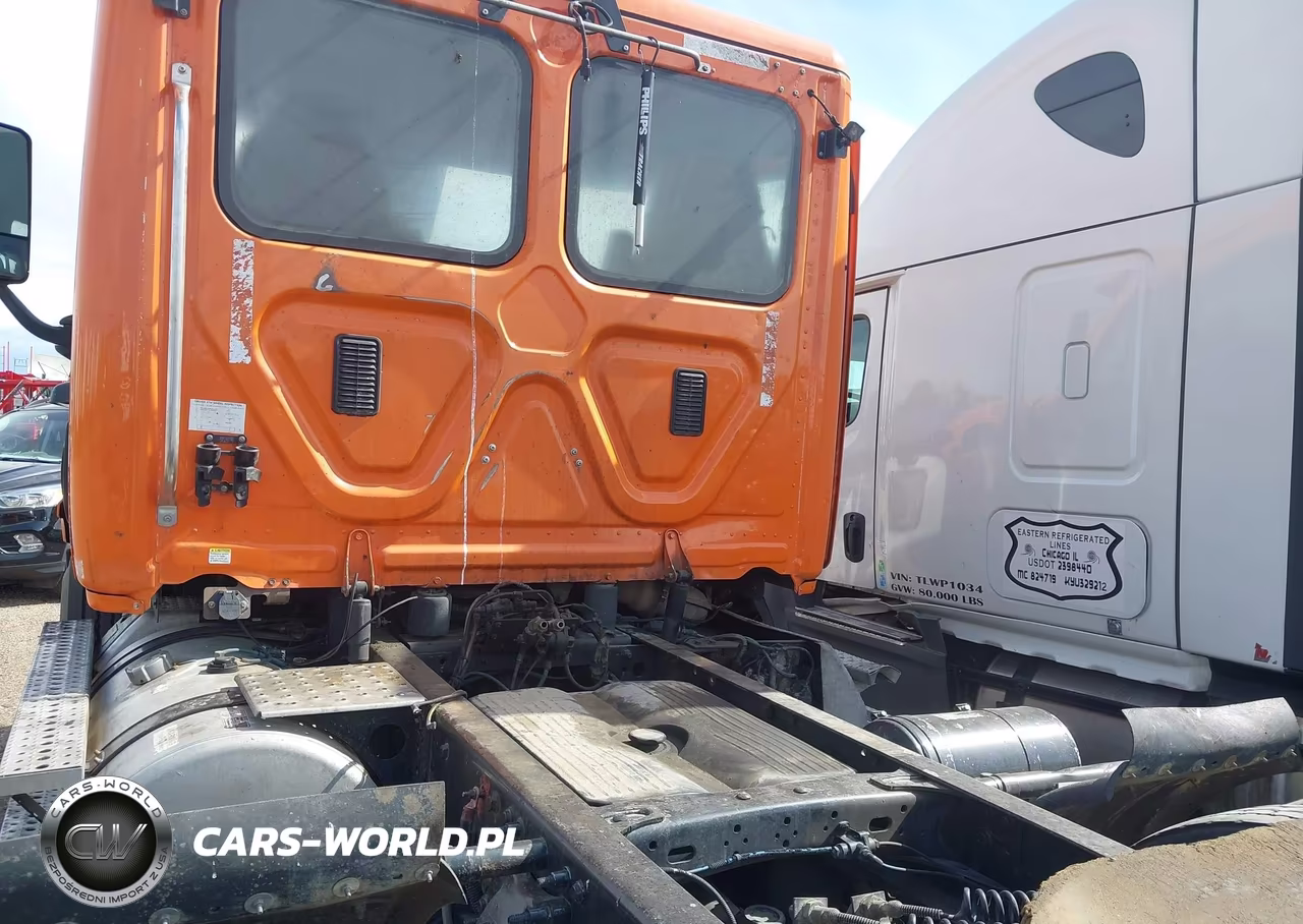 2014 Freightliner Cascadia 113 VIN:1FUJGBDVXELFL0379 - 7