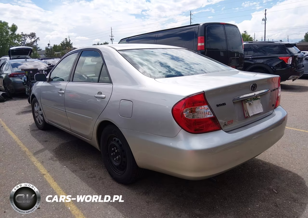 2004 Toyota Camry Xle V6 VIN:4T1BF30K14U589869 - 3