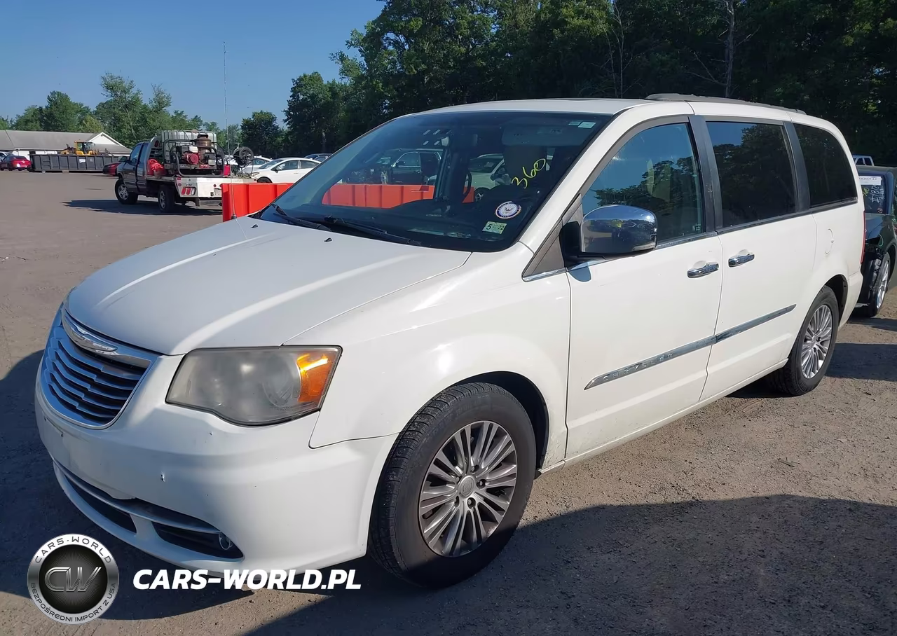 2013 Chrysler Town & Country Touring-L VIN:2C4RC1CG8DR558414 - 2