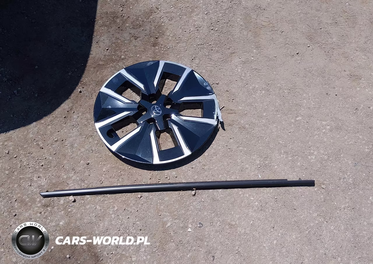 2026 Toyota Bz Xle Plus VIN:JTMBCAEB3TA008933 - 12