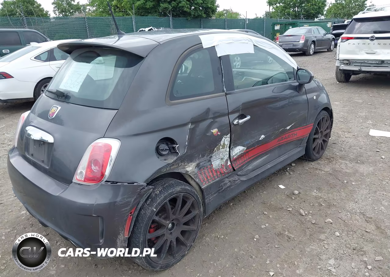 2015 Fiat 500 Abarth VIN:3C3CFFFH0FT750493 - 4