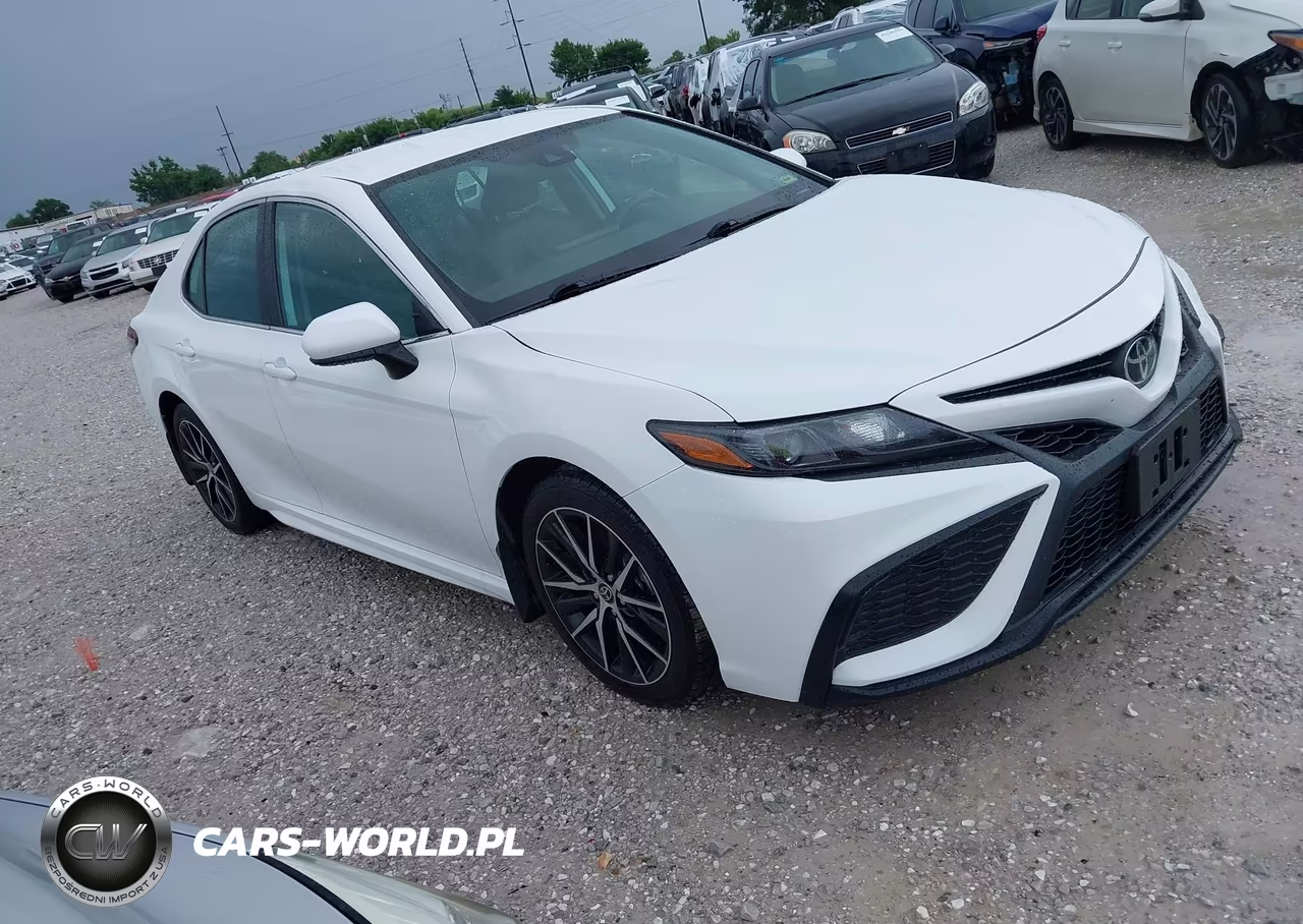 2021 Toyota Camry Se – zdjęcie 1 z 17
