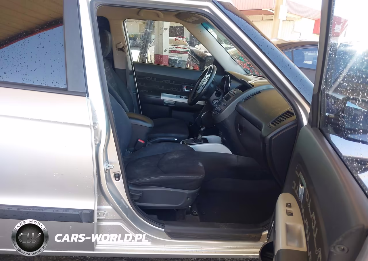 2012 Kia Soul + VIN:KNDJT2A64C7374634 - 5