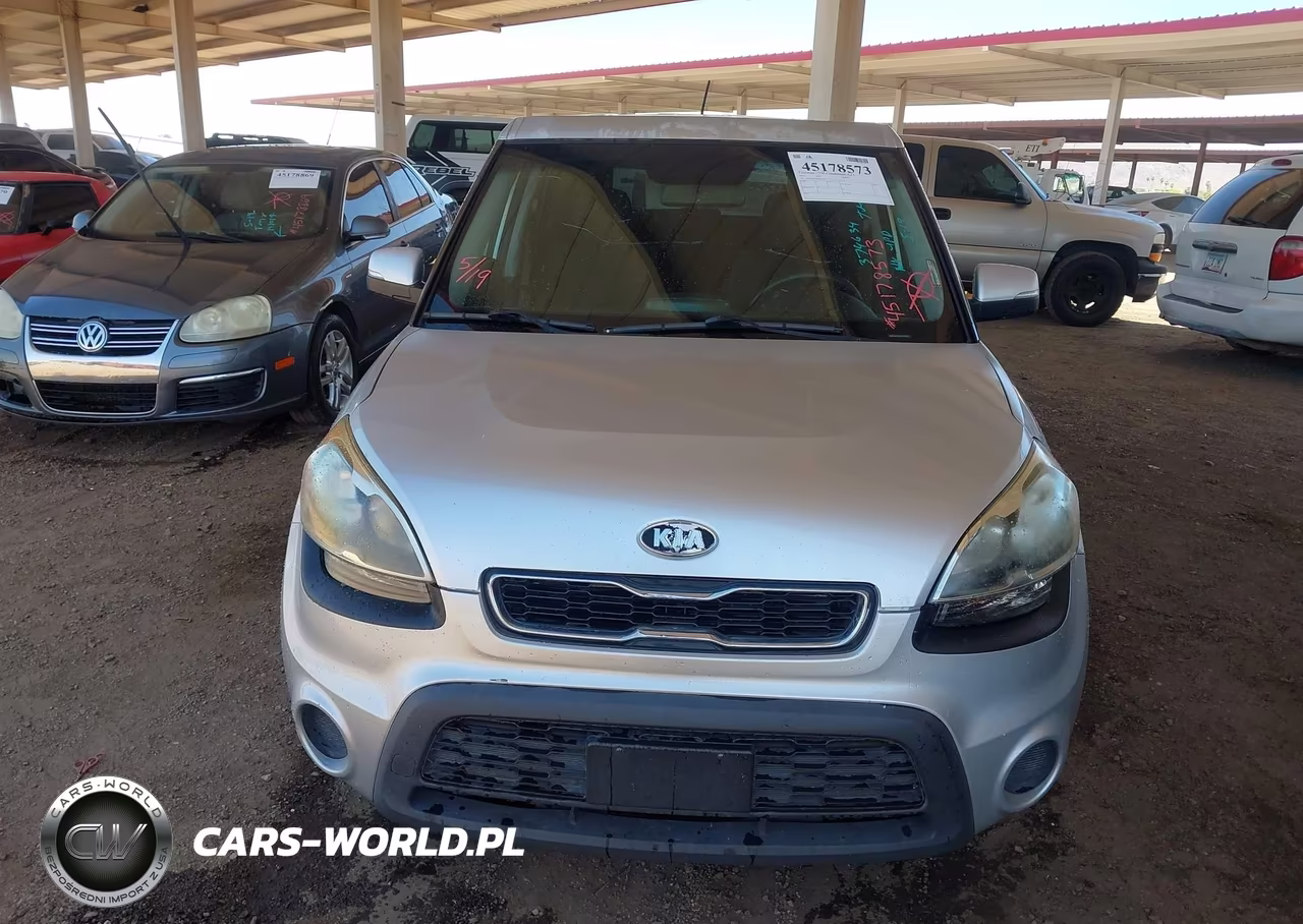 2012 Kia Soul + VIN:KNDJT2A64C7374634 - 6