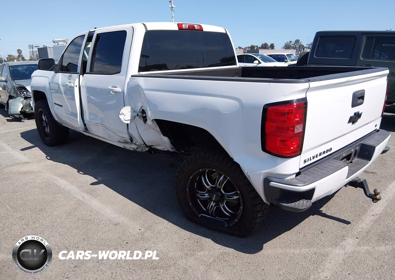 2015 Chevrolet Silverado 1500 1Lt VIN:3GCPCREC2FG490653 - 3