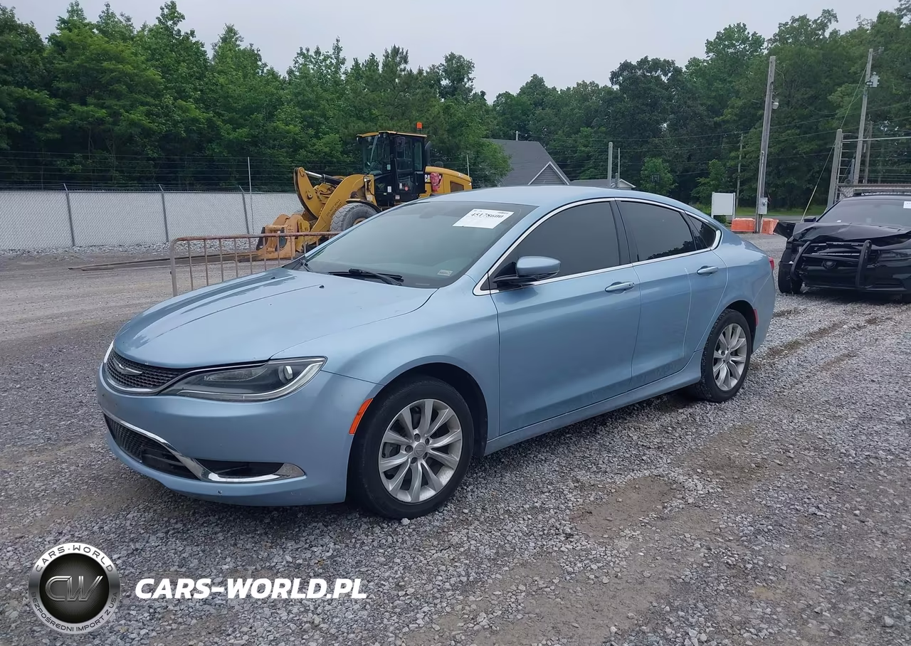 2015 Chrysler 200 C VIN:1C3CCCCB2FN612672 - 2