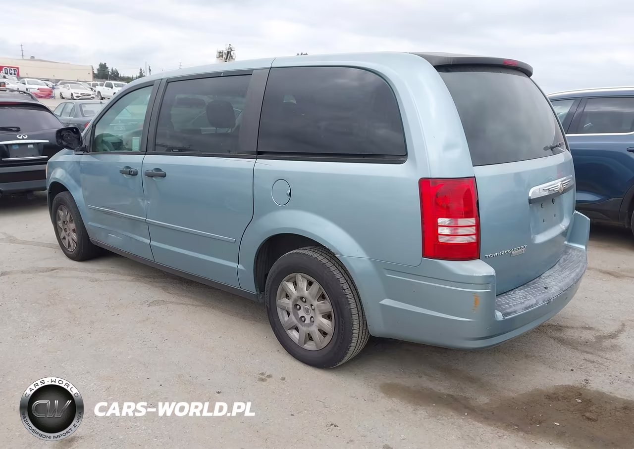 2008 Chrysler Town & Country Lx VIN:2A8HR44HX8R795469 - 3