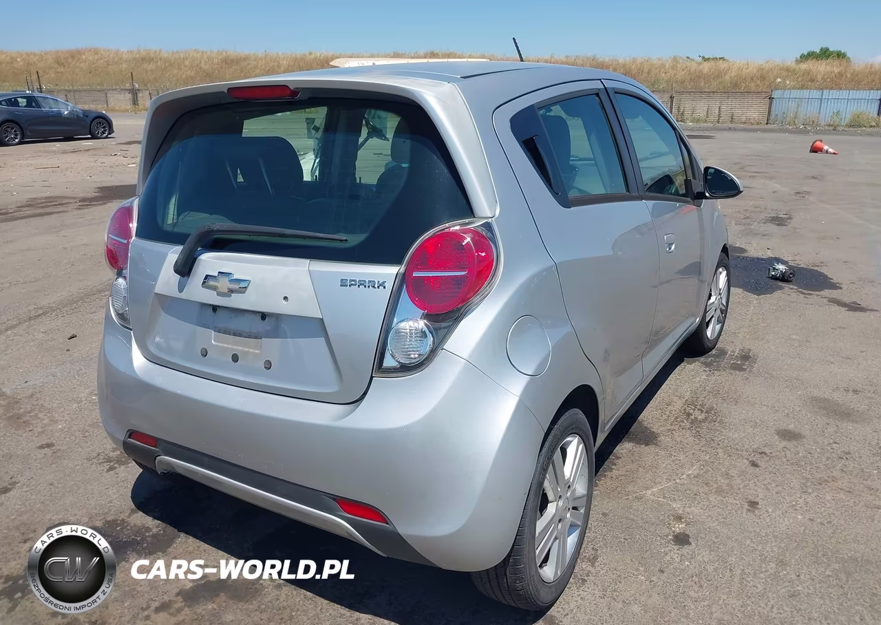 2015 Chevrolet Spark 1Lt Cvt VIN:KL8CD6S99FC719599 - 4