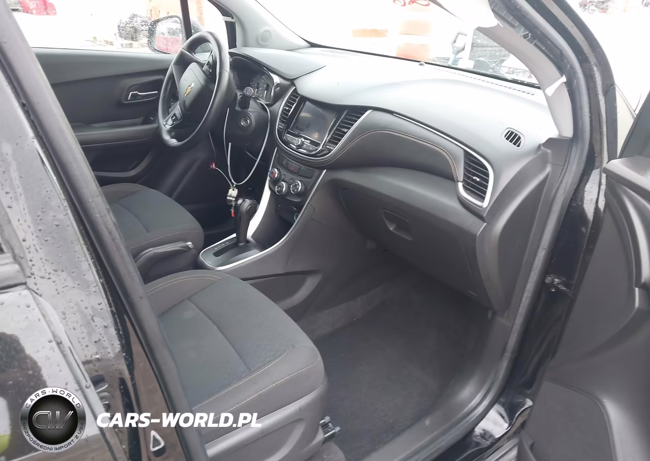 2020 Chevrolet Trax Fwd Ls VIN:KL7CJKSB8LB057623 - 5