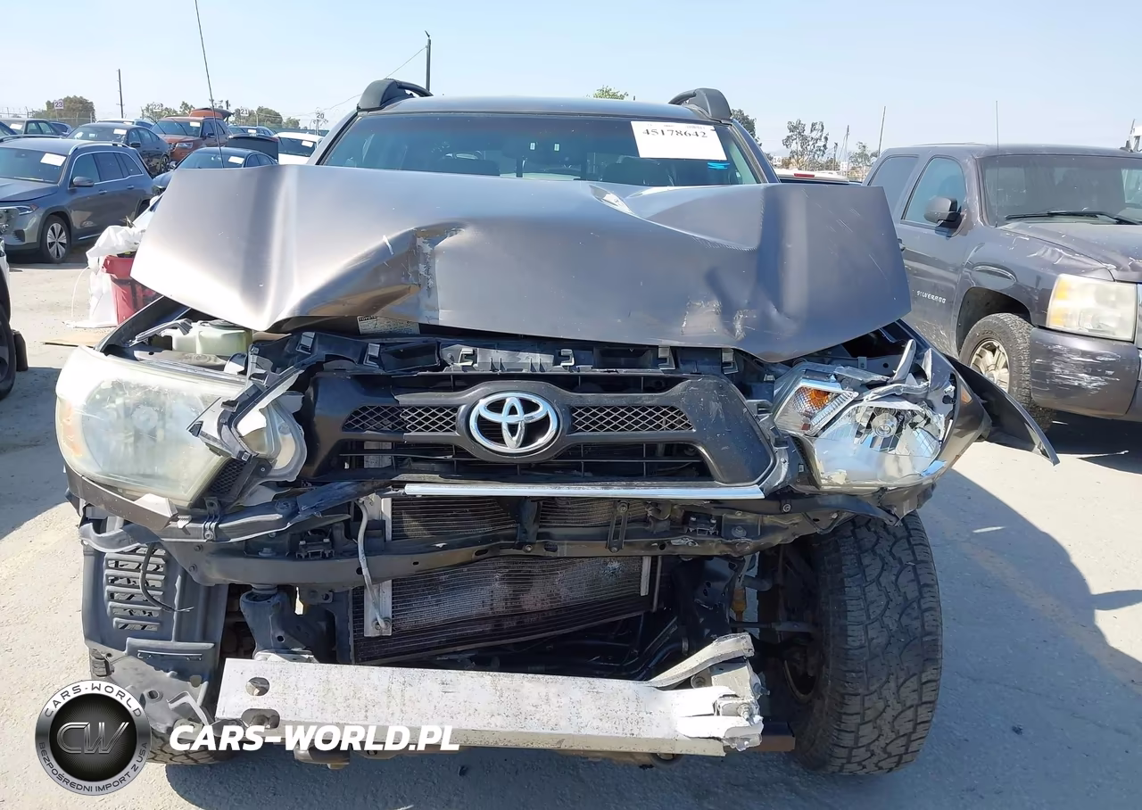 2013 Toyota Tacoma Prerunner V6 VIN:3TMJU4GN4DM150262 - 13