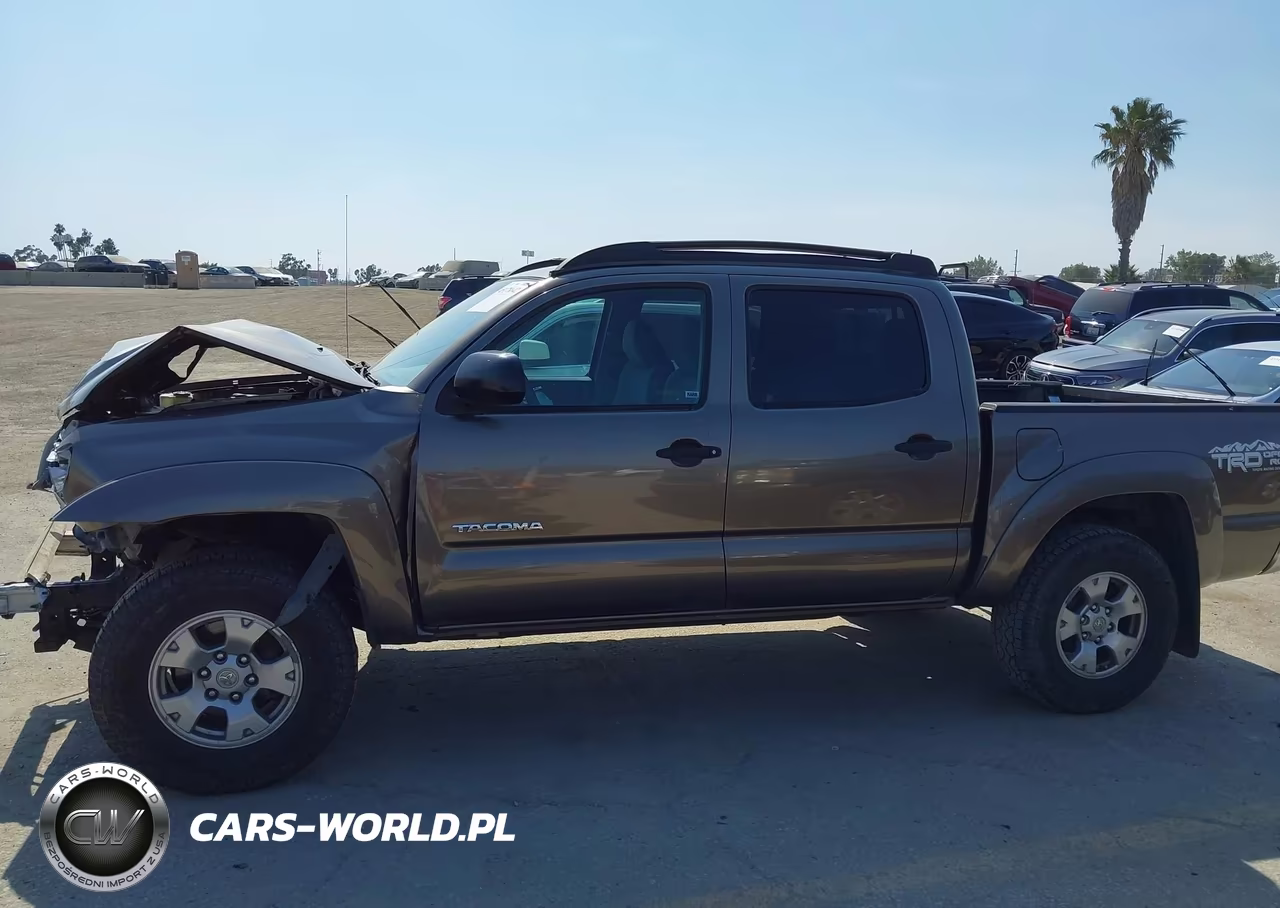 2013 Toyota Tacoma Prerunner V6 VIN:3TMJU4GN4DM150262 - 15