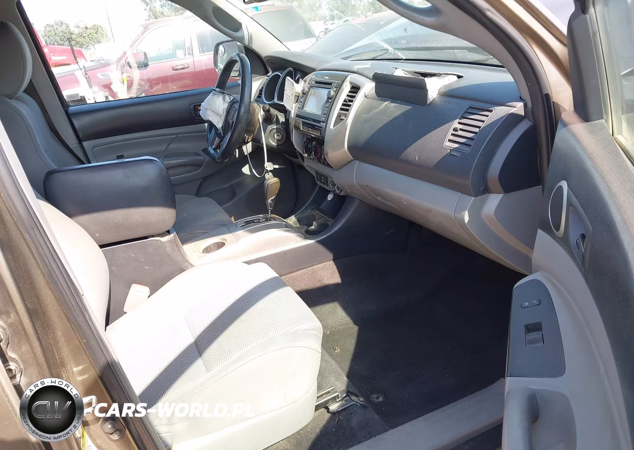 2013 Toyota Tacoma Prerunner V6 VIN:3TMJU4GN4DM150262 - 5