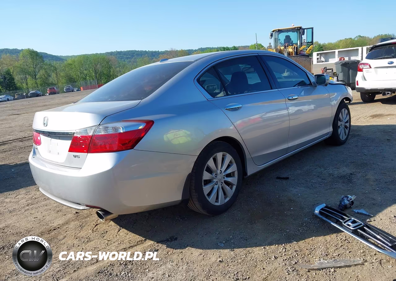 2015 Honda Accord Ex-L V-6 VIN:1HGCR3F86FA017407 - 4