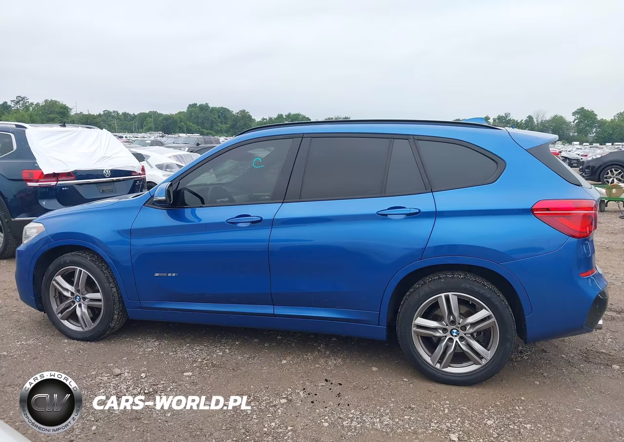 2017 BMW X1 Sdrive28I VIN:WBXHU7C35H5H35647 - 14
