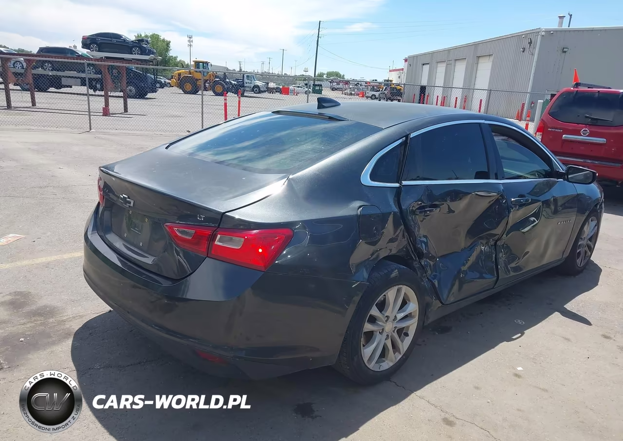 2017 Chevrolet Malibu 1Lt VIN:1G1ZE5STXHF180814 - 4
