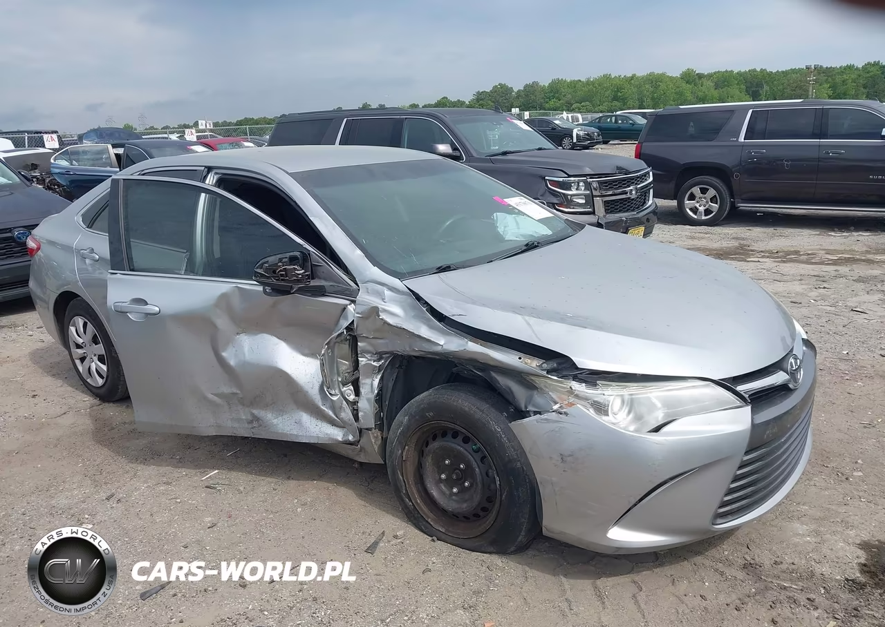 2017 Toyota Camry Le VIN:4T1BF1FK8HU739963 - 6