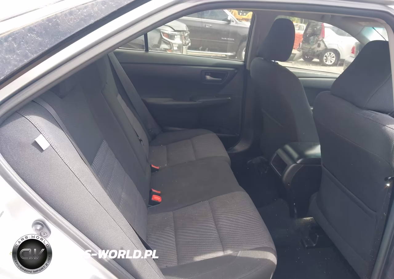 2017 Toyota Camry Le VIN:4T1BF1FK8HU739963 - 8