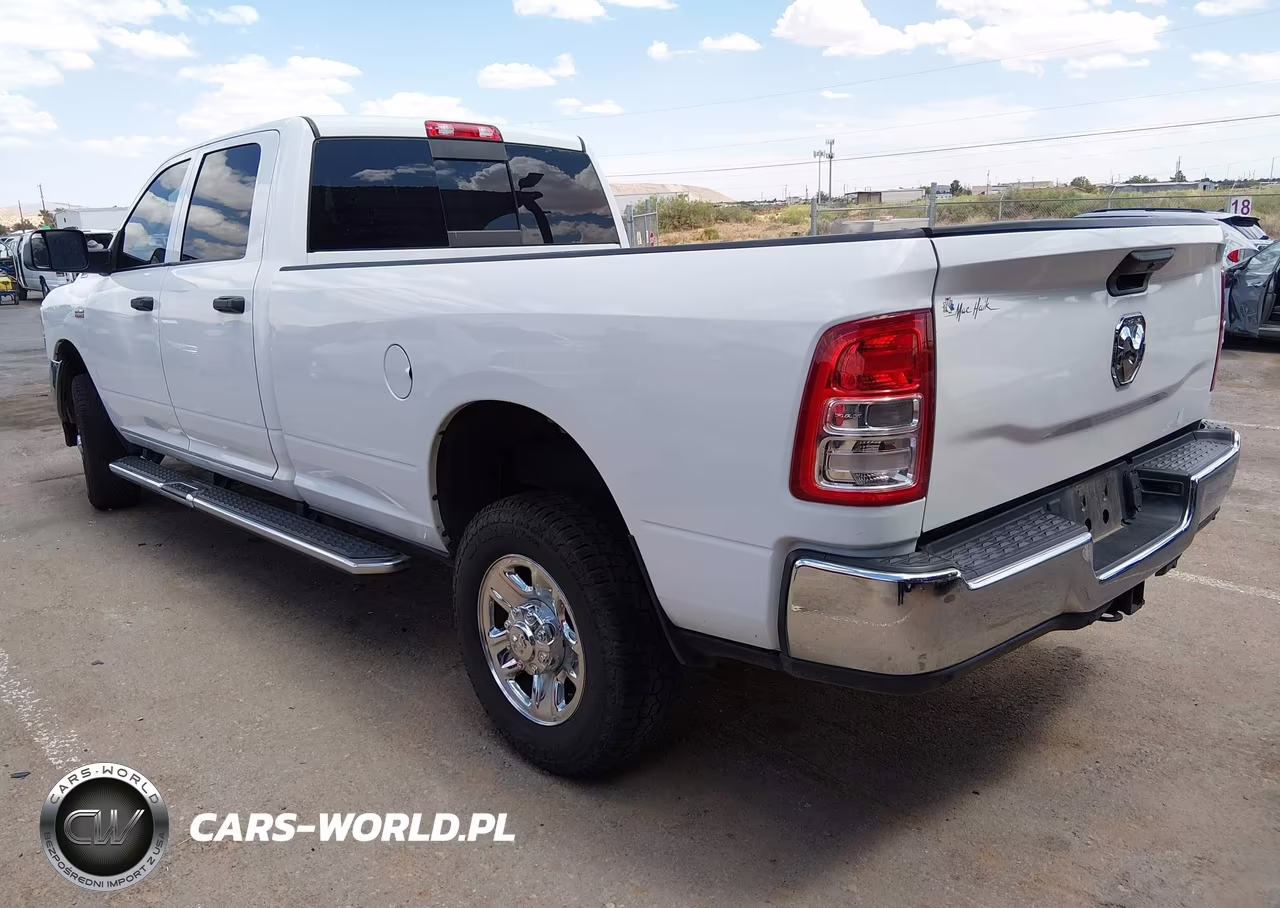 2022 Ram 2500 Tradesman 4X4 8' Box VIN:3C6UR5HJ3NG139339 - 3