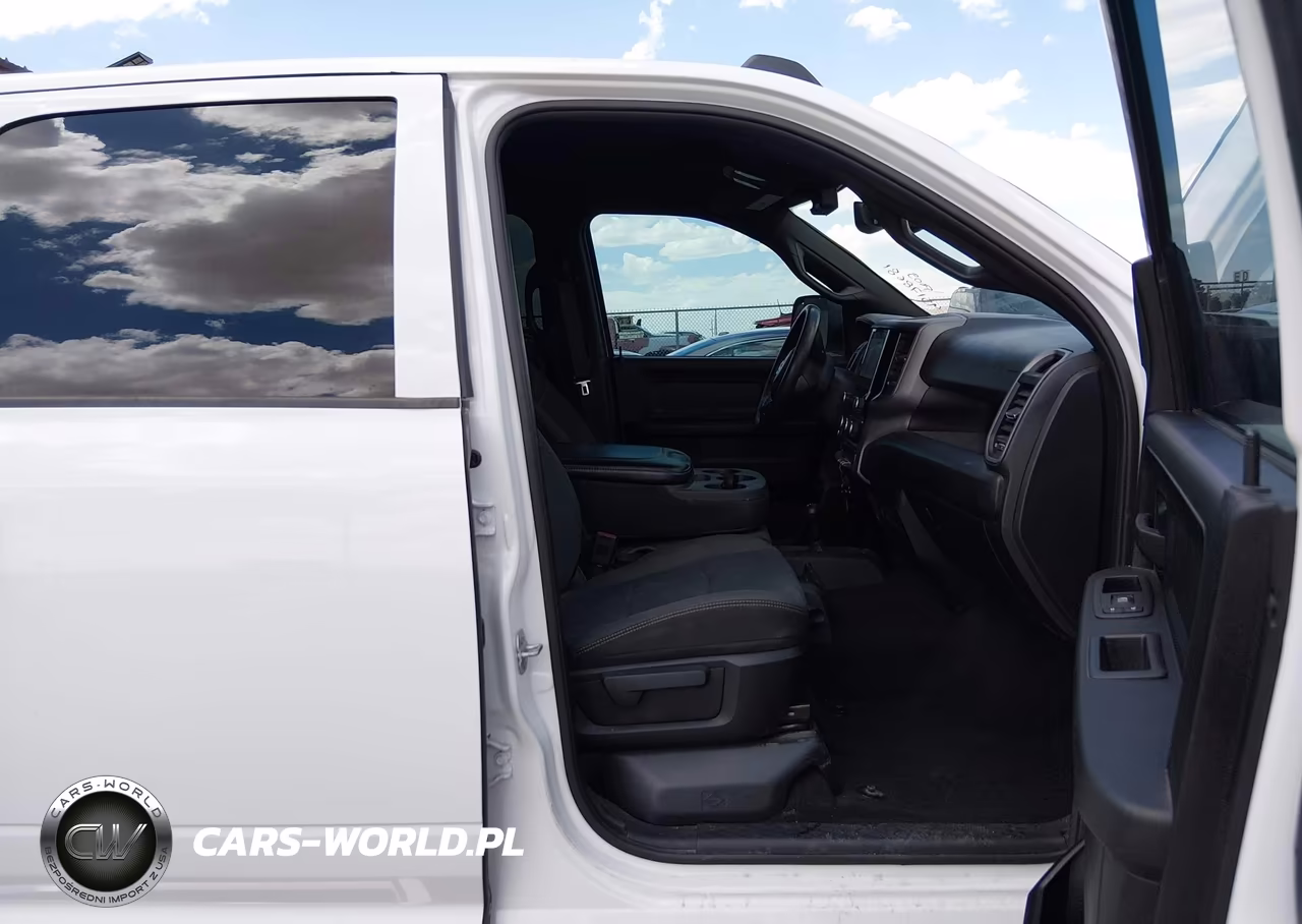 2022 Ram 2500 Tradesman 4X4 8' Box VIN:3C6UR5HJ3NG139339 - 5