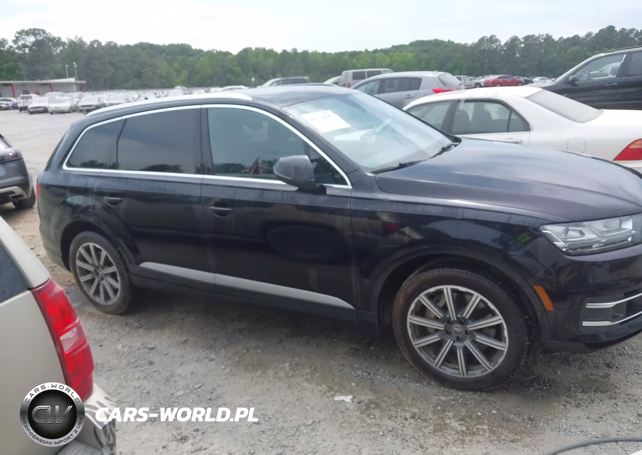 2017 Audi Q7 3.0T Premium VIN:WA1VAAF7XHD025208 - 13
