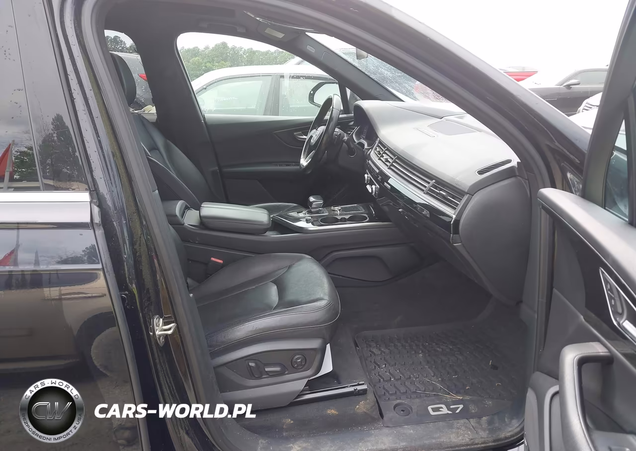 2017 Audi Q7 3.0T Premium VIN:WA1VAAF7XHD025208 - 5