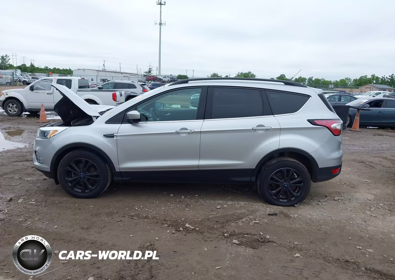 2018 Ford Escape Se VIN:1FMCU0GD2JUA65805 - 14