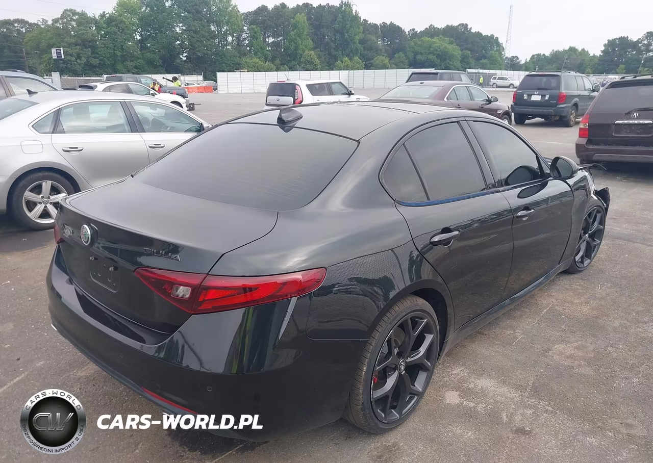 2021 Alfa Romeo Giulia Ti Rwd VIN:ZARFAMBN9M7644042 - 4