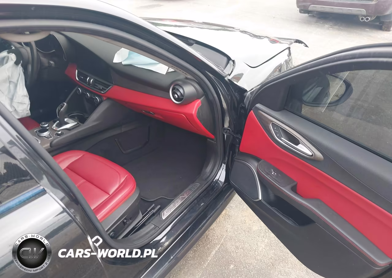 2021 Alfa Romeo Giulia Ti Rwd VIN:ZARFAMBN9M7644042 - 5