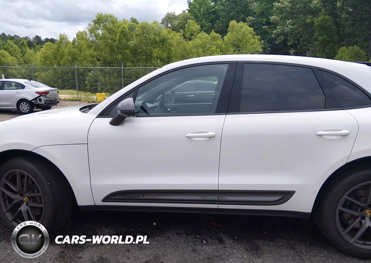 2025 Porsche Macan T VIN:WP1AA2A54SLB09231 - 15