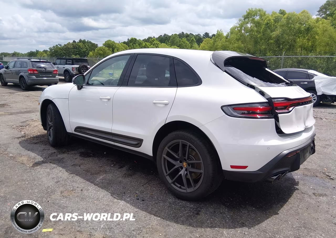 2025 Porsche Macan T VIN:WP1AA2A54SLB09231 - 3