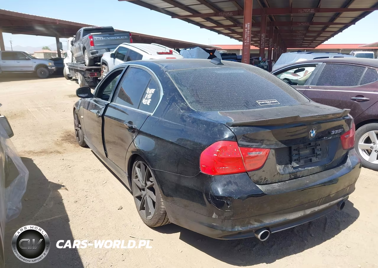 2011 BMW 335I xDrive VIN:WBAPL5G55BNN23280 - 3