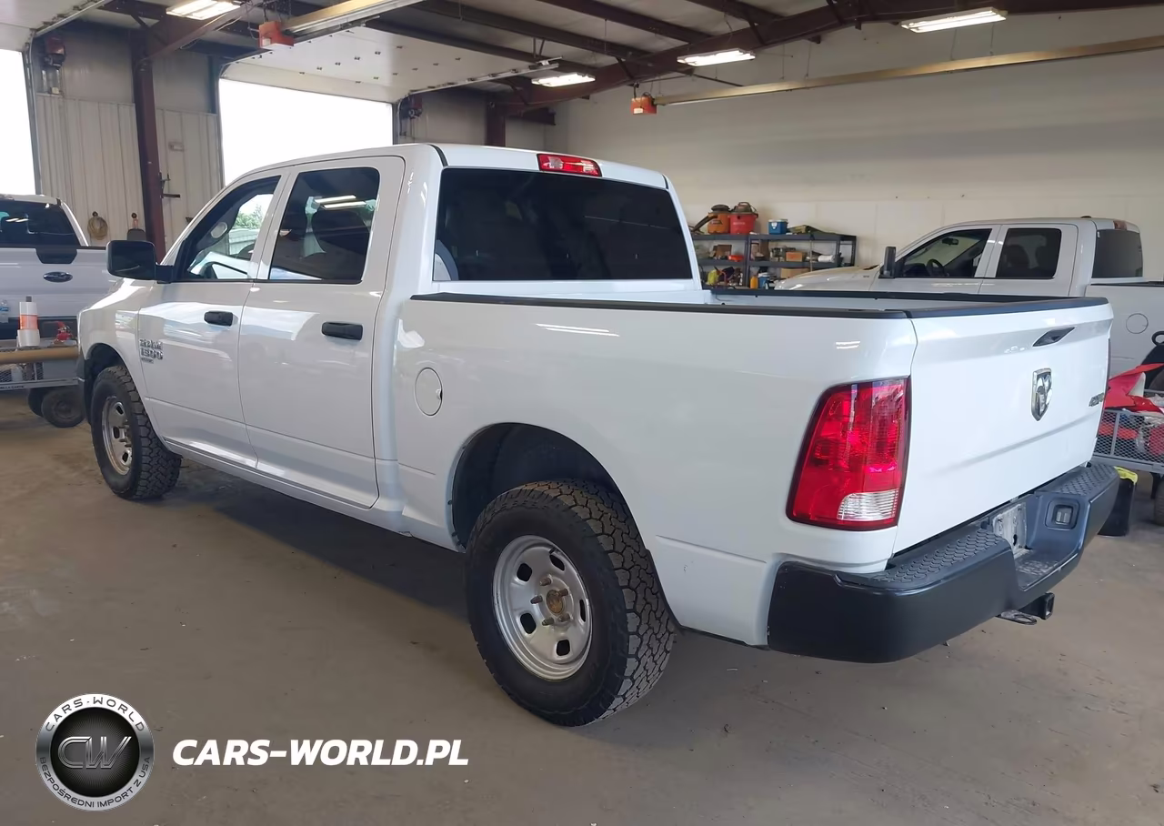 2020 Ram 1500 Classic Tradesman 4X4 5'7 Box VIN:3C6RR7KG1LG242450 - 3