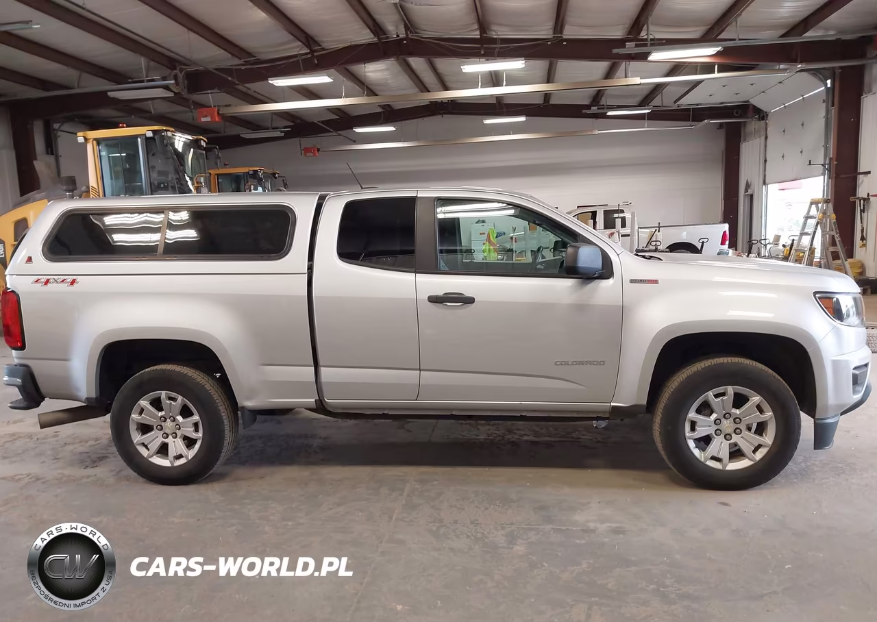2017 Chevrolet Colorado Wt VIN:1GCRTBE10H1250968 - 13