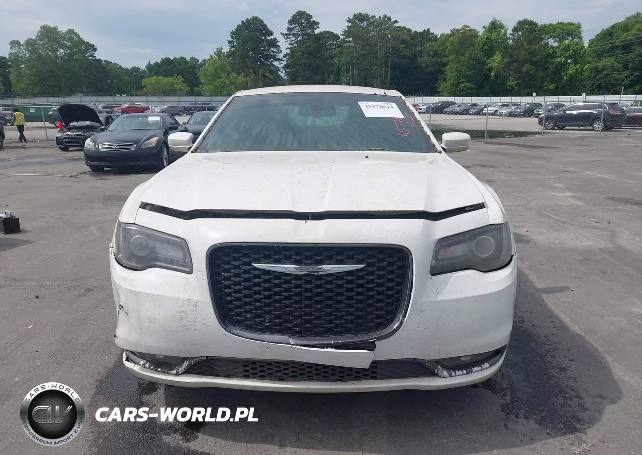 2019 Chrysler 300 300S VIN:2C3CCABG6KH516273 - 13