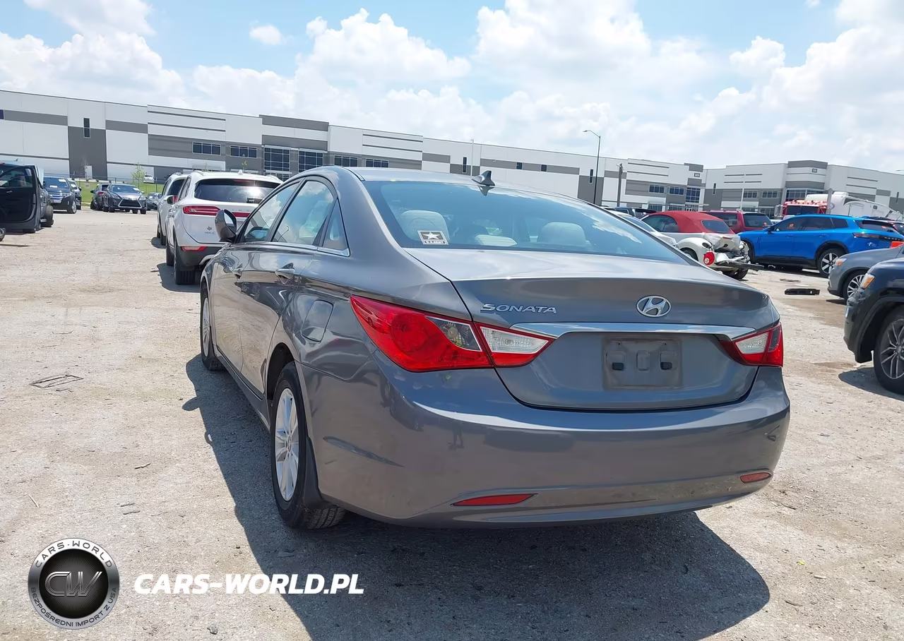 2012 Hyundai Sonata Gls VIN:5NPEB4AC3CH420200 - 3