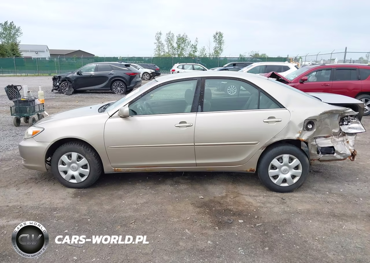 2004 Toyota Camry Le VIN:4T1BE32K74U343327 - 15