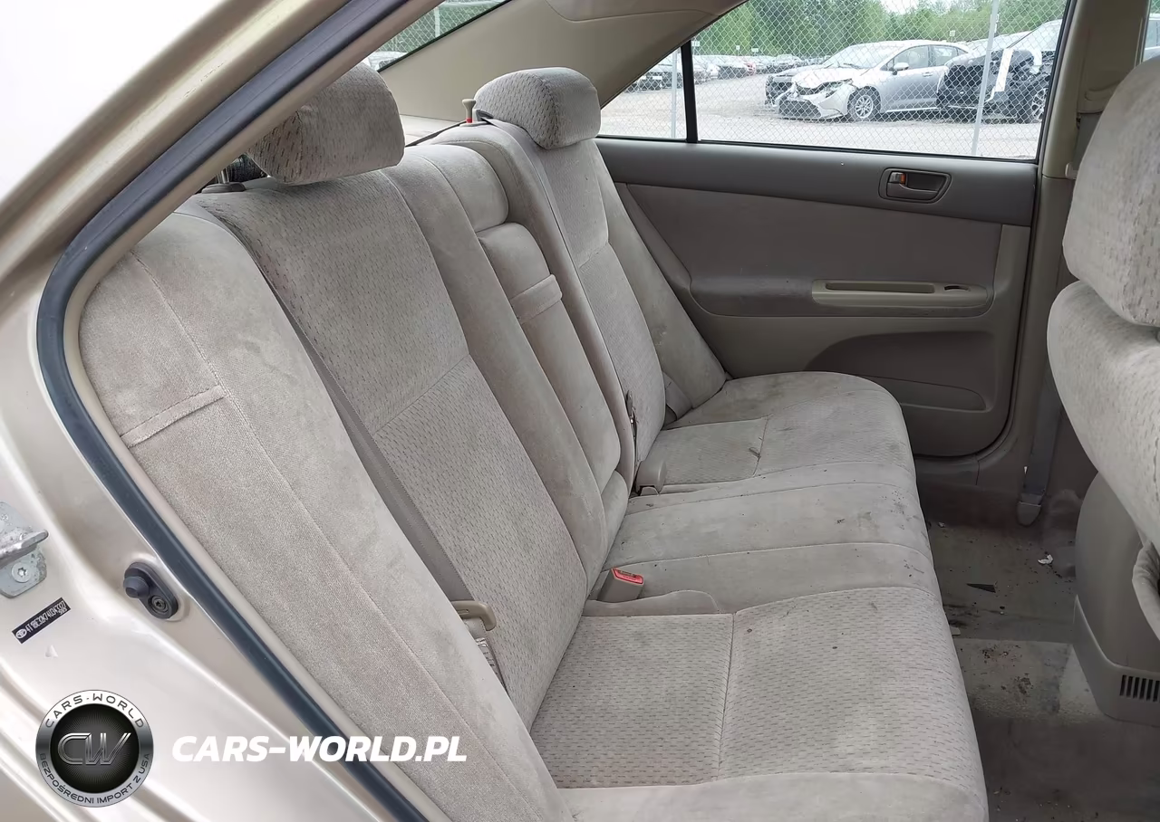 2004 Toyota Camry Le VIN:4T1BE32K74U343327 - 8