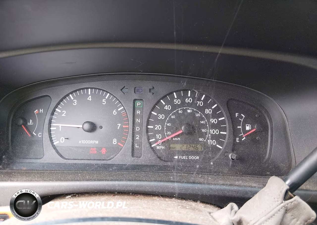 2000 Toyota Sienna Le-Xle VIN:4T3ZF13C7YU246181 - 7