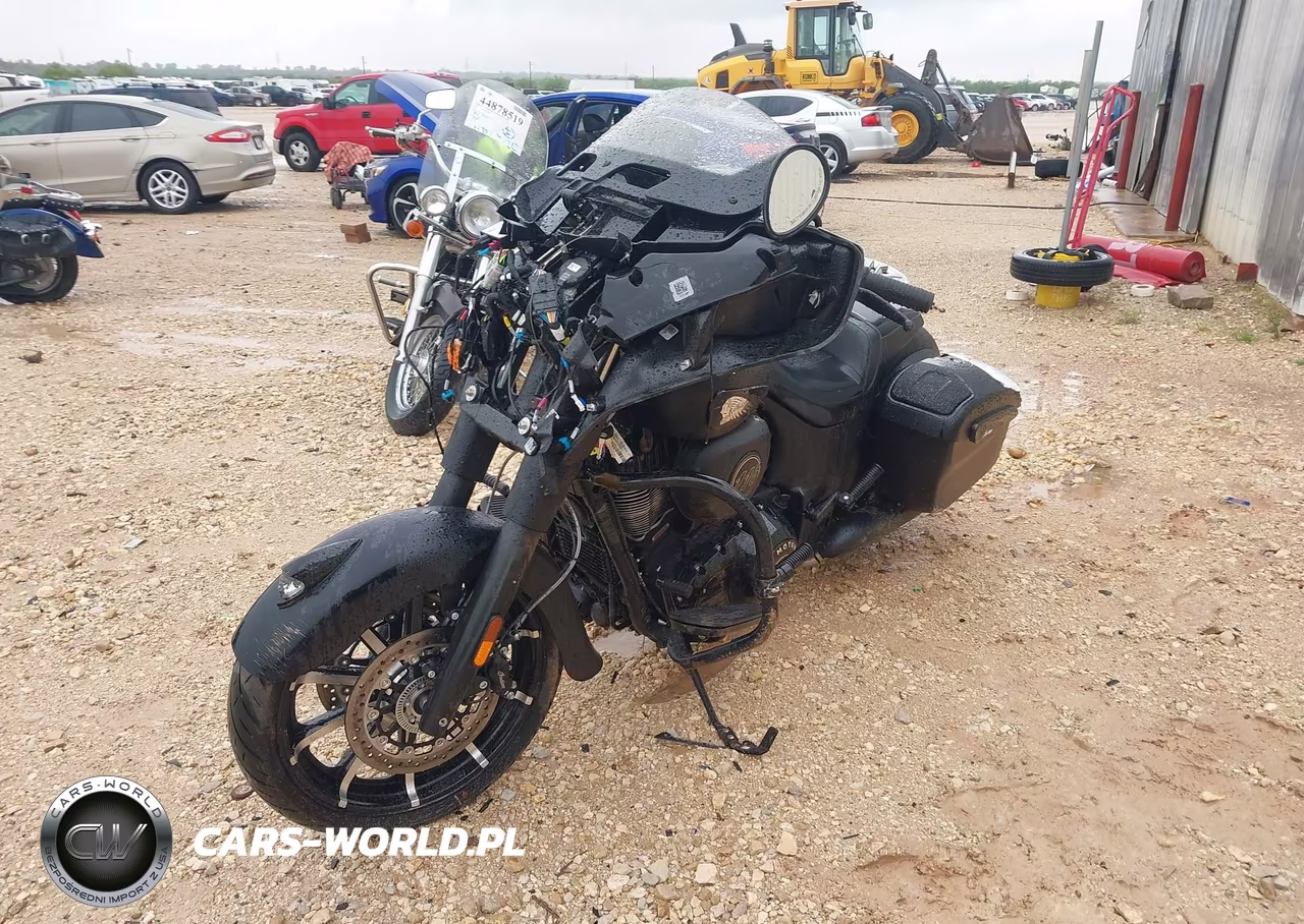 2025 Indian Motorcycle Co. Chieftain Darkhorse W-Powerband Audio VIN:56KTC9BBXS3440312 - 2