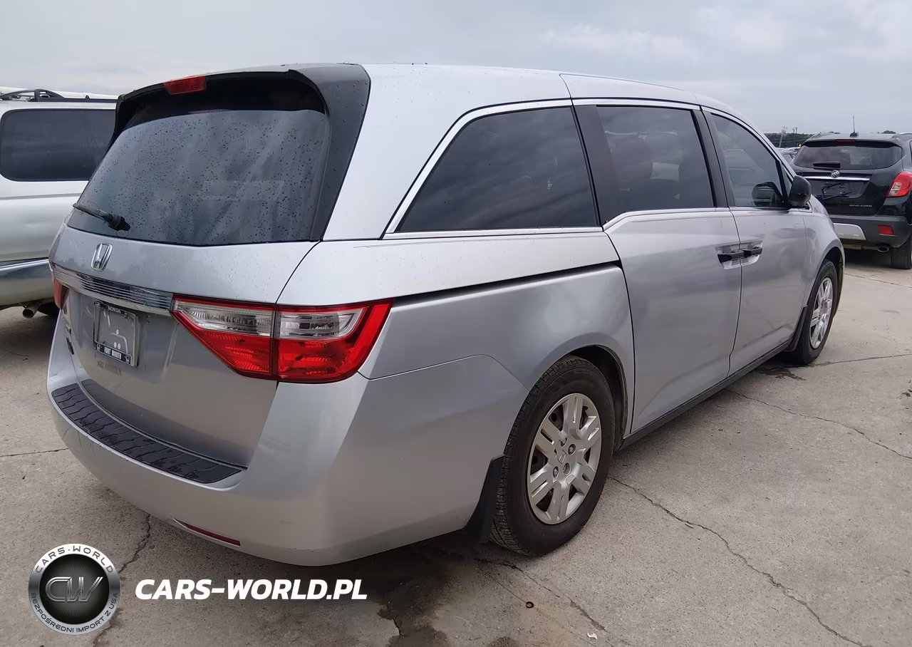 2013 Honda Odyssey Lx VIN:5FNRL5H24DB024424 - 4