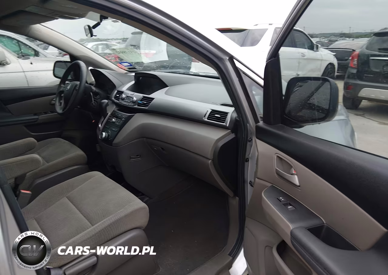 2013 Honda Odyssey Lx VIN:5FNRL5H24DB024424 - 5