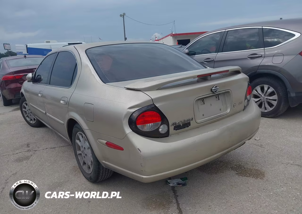 2000 Nissan Maxima Gle-Gxe-Se VIN:JN1CA31D9YT527643 - 3