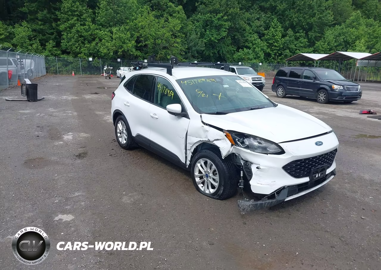 2020 Ford Escape Se