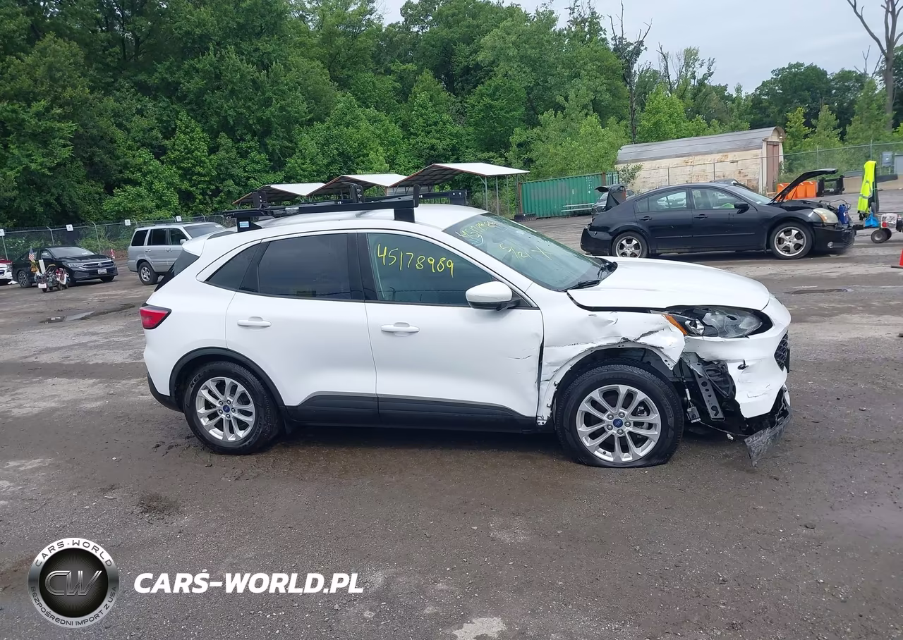 2020 Ford Escape Se VIN:1FMCU0G65LUB44504 - 13