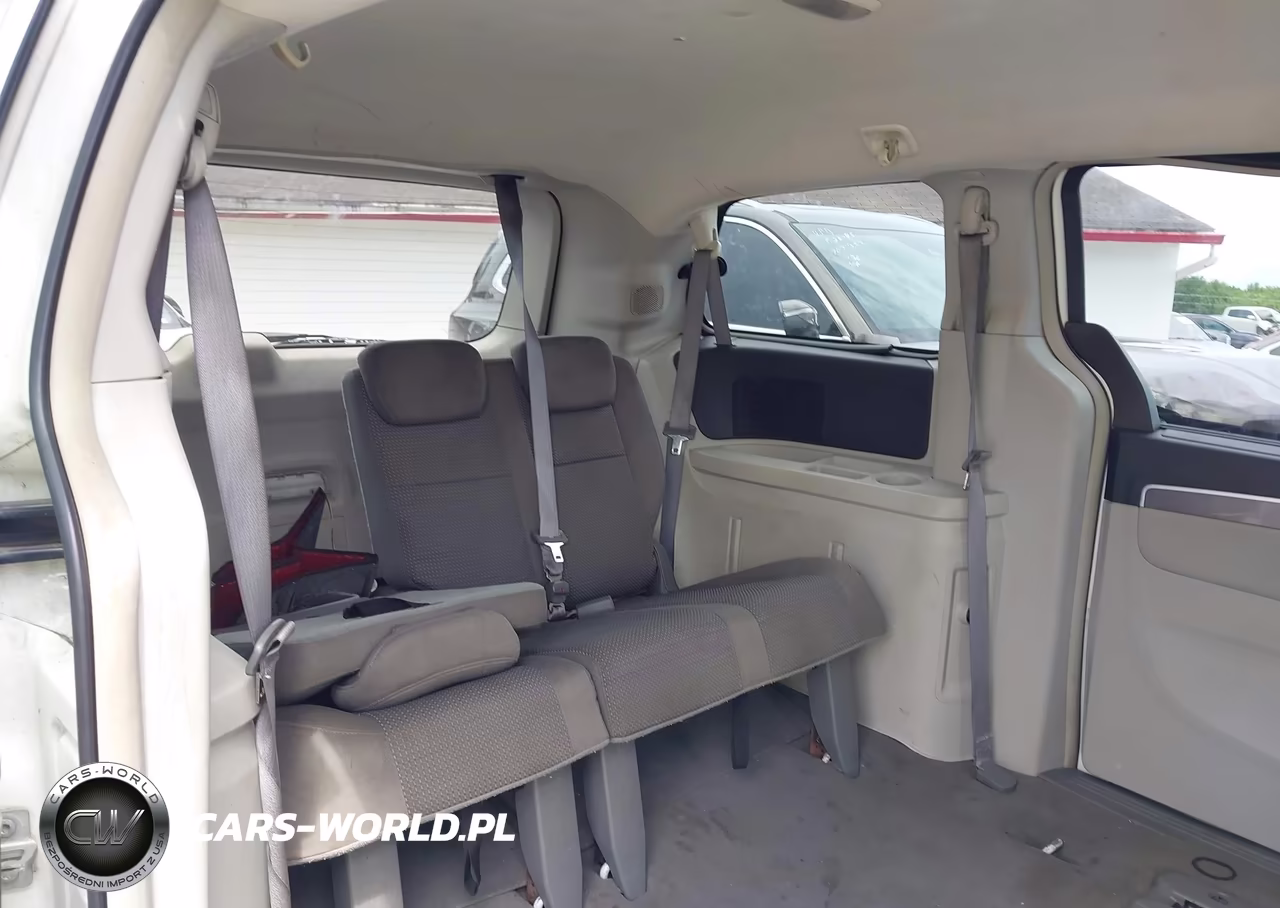 2009 Volkswagen Routan S VIN:2V8HW44129R594965 - 7