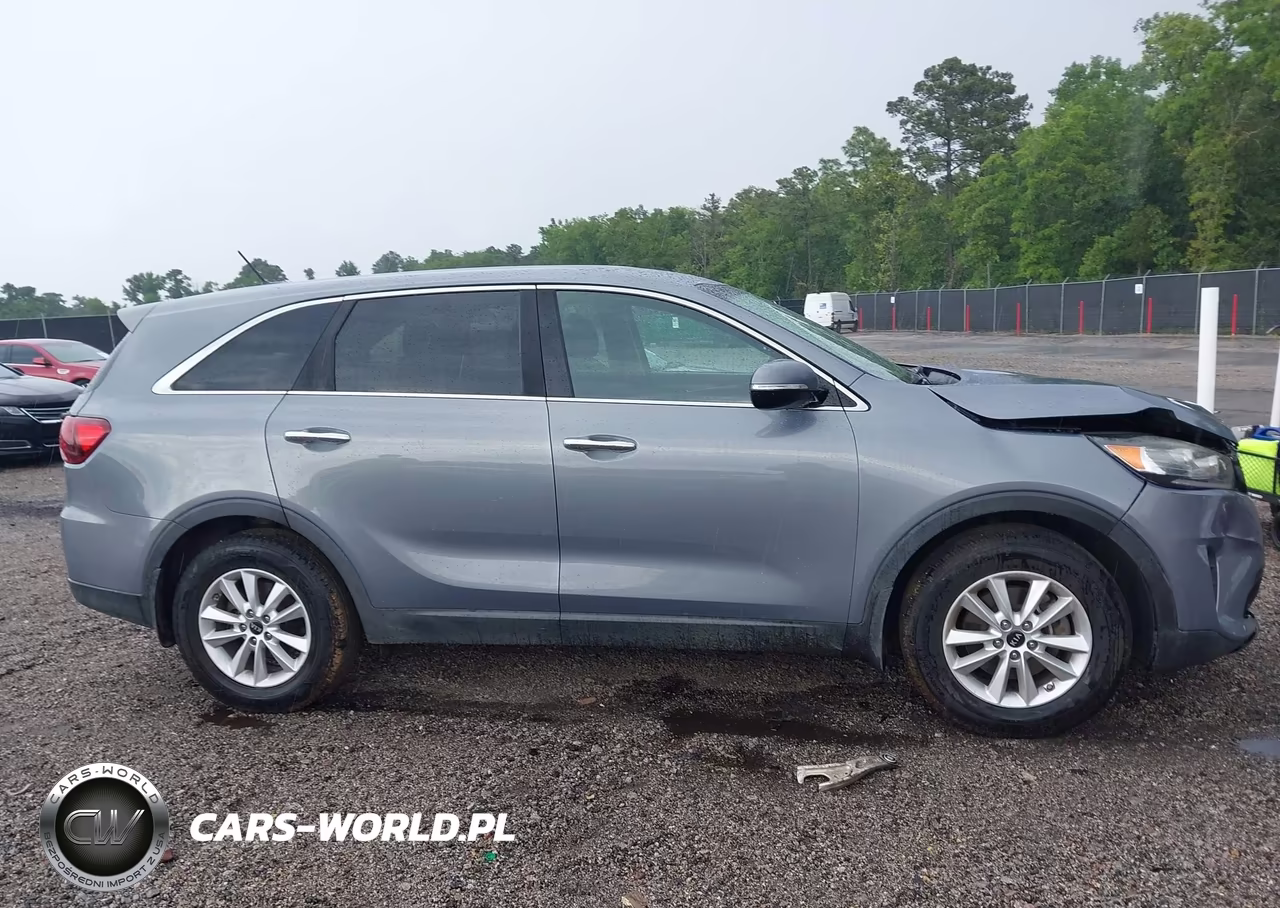 2019 Kia Sorento 2.4L L VIN:5XYPG4A33KG604245 - 14