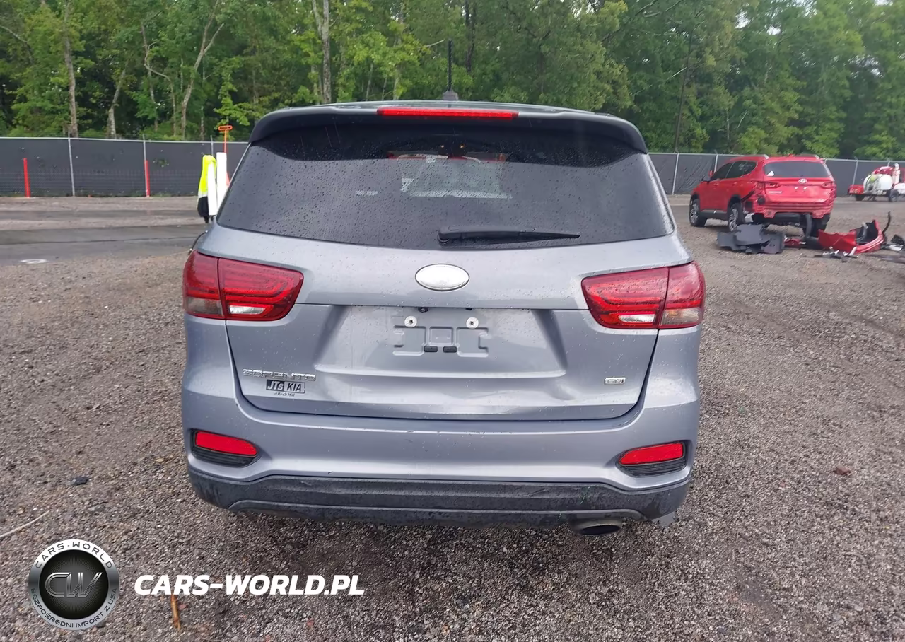 2019 Kia Sorento 2.4L L VIN:5XYPG4A33KG604245 - 17